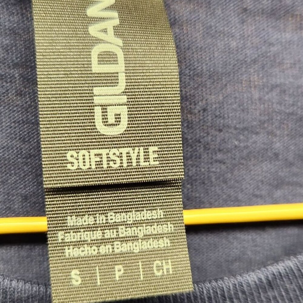 Gildan Softstyle "Think Beyond The Twist Pretzilla" Graphic T-Shirt Size S Navy - Picture 4 of 5